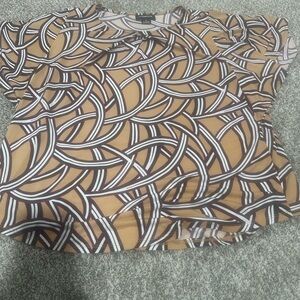 Geometric Patterned Tan/black/white Top